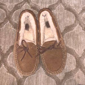 UGG women’s Dakota Slippers